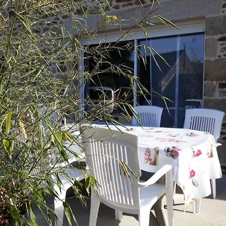 Holiday home Family House And Renovated Old Bakehouse *